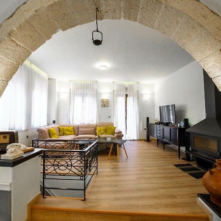 Athina House Spa & Hammam Arkhondiki Bagian luar foto