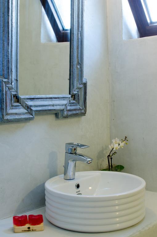 Athina House Spa & Hammam Arkhondiki Bagian luar foto