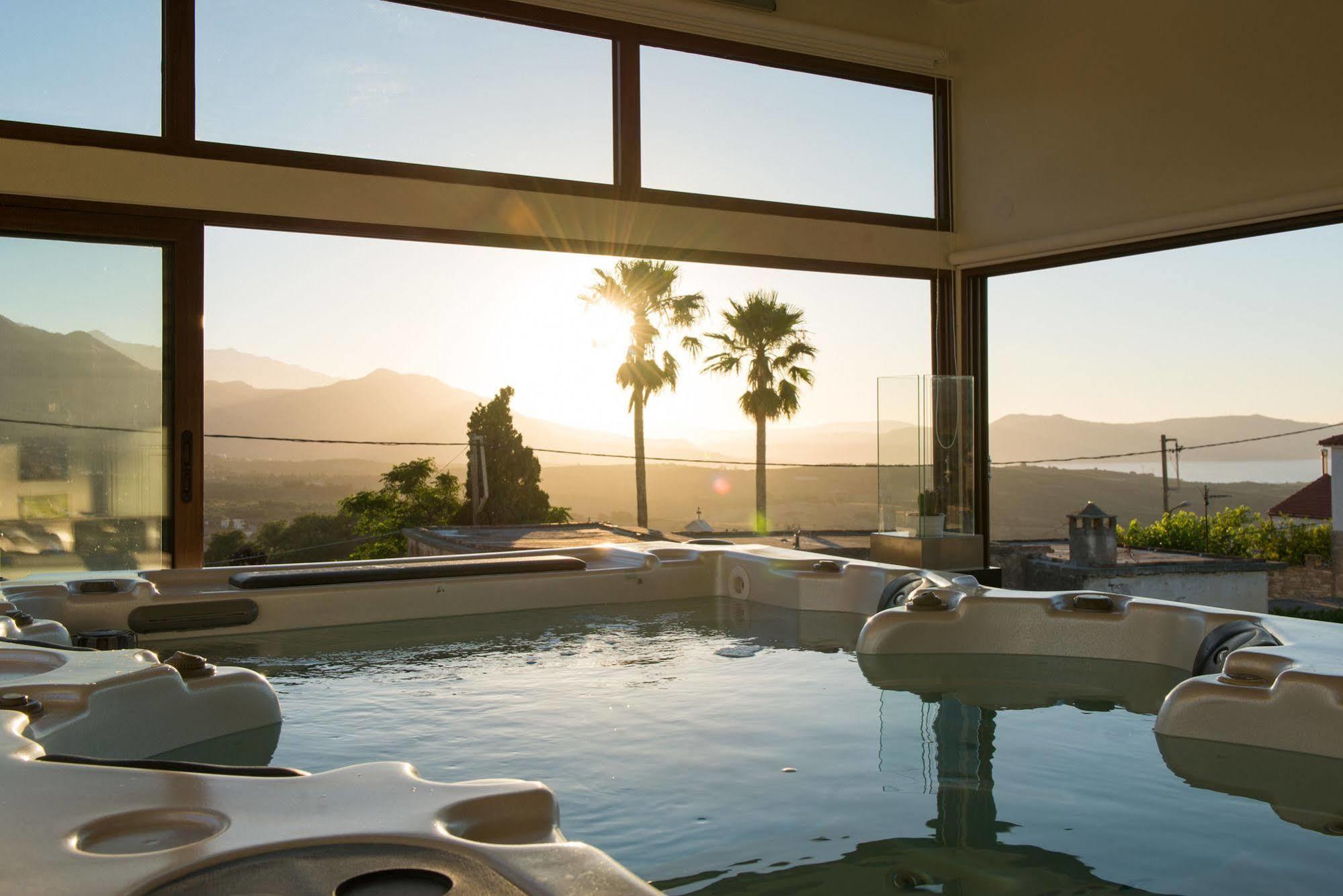 Athina House Spa & Hammam Arkhondiki Bagian luar foto