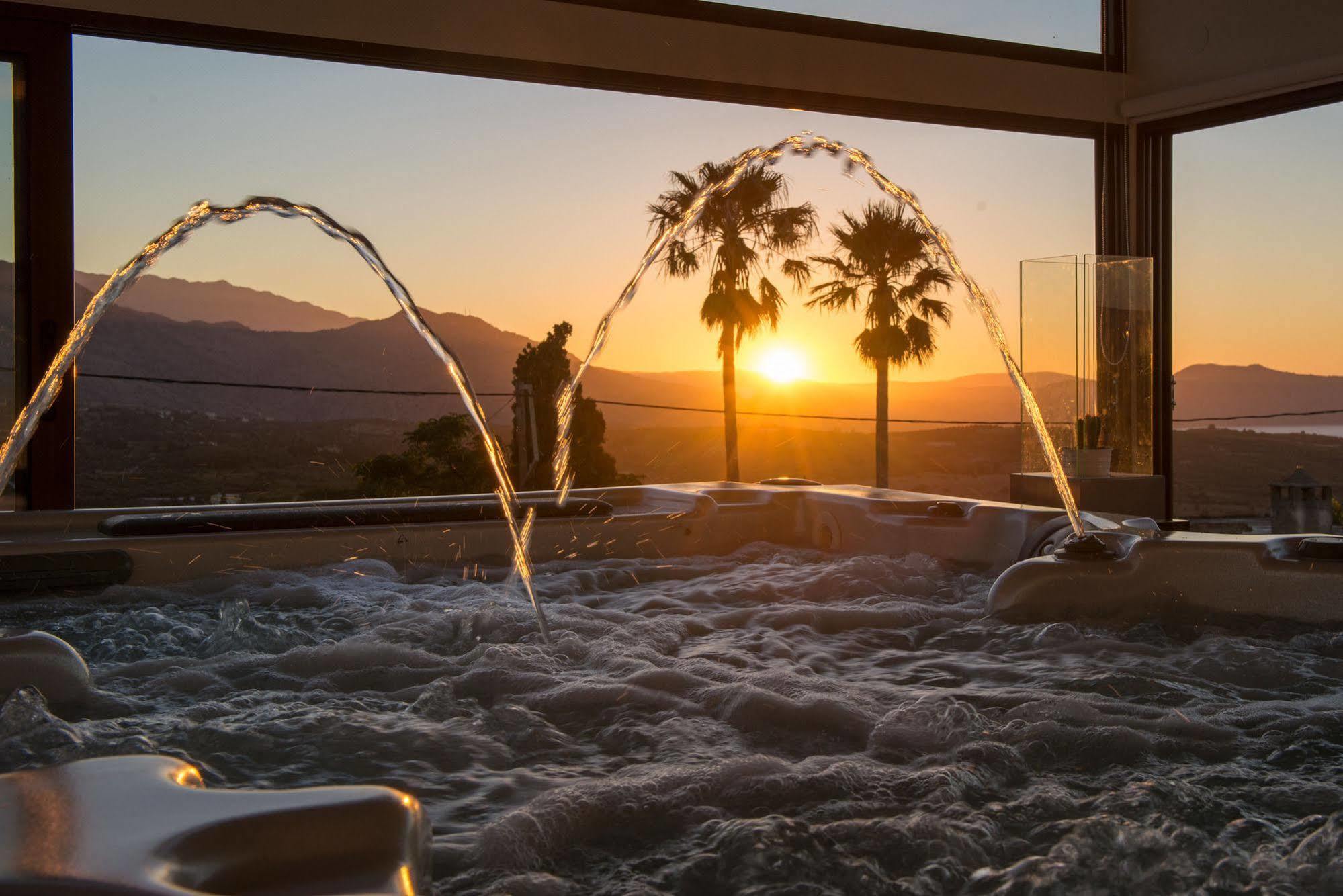 Athina House Spa & Hammam Arkhondiki Bagian luar foto