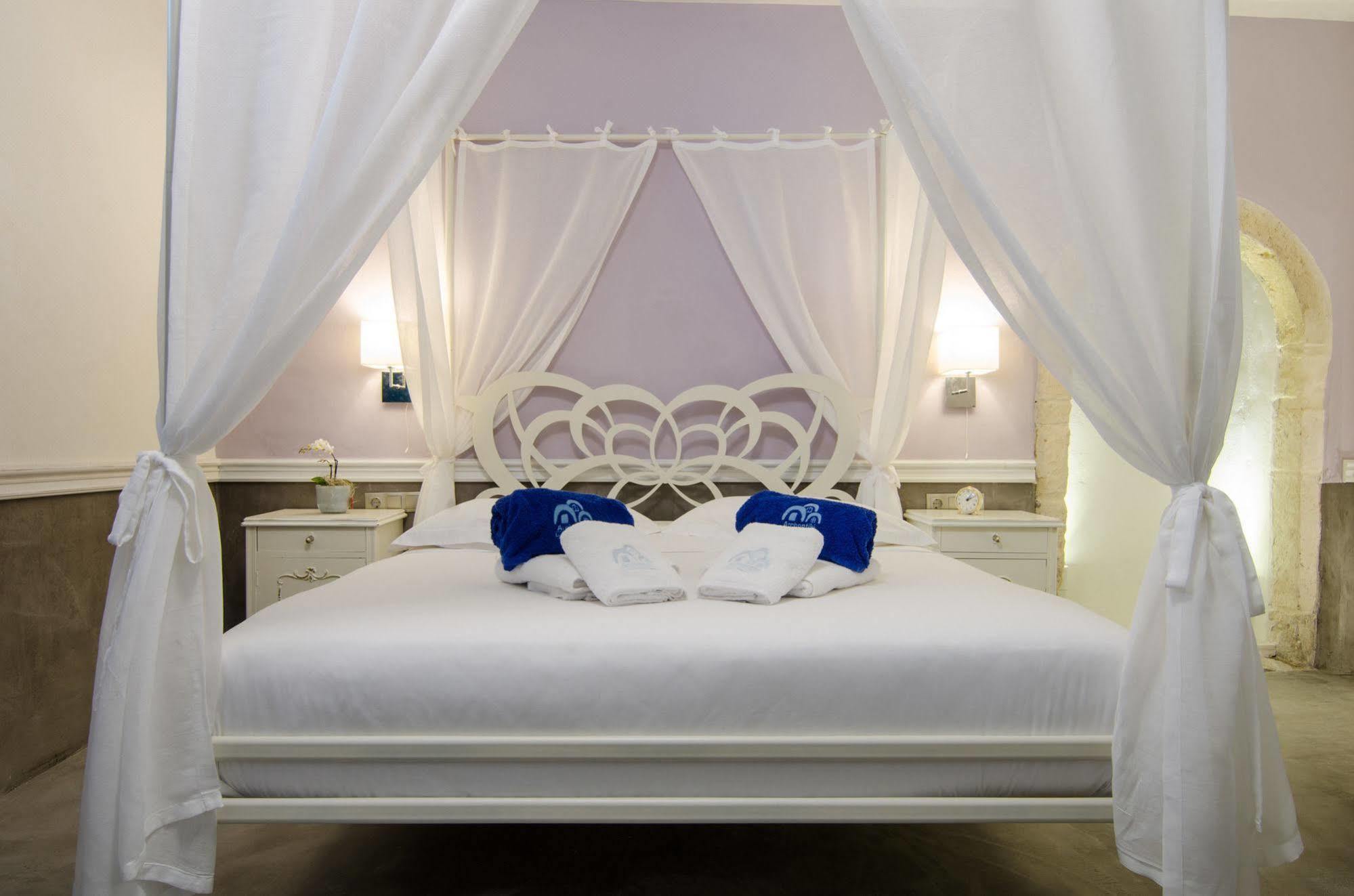 Athina House Spa & Hammam Arkhondiki Bagian luar foto