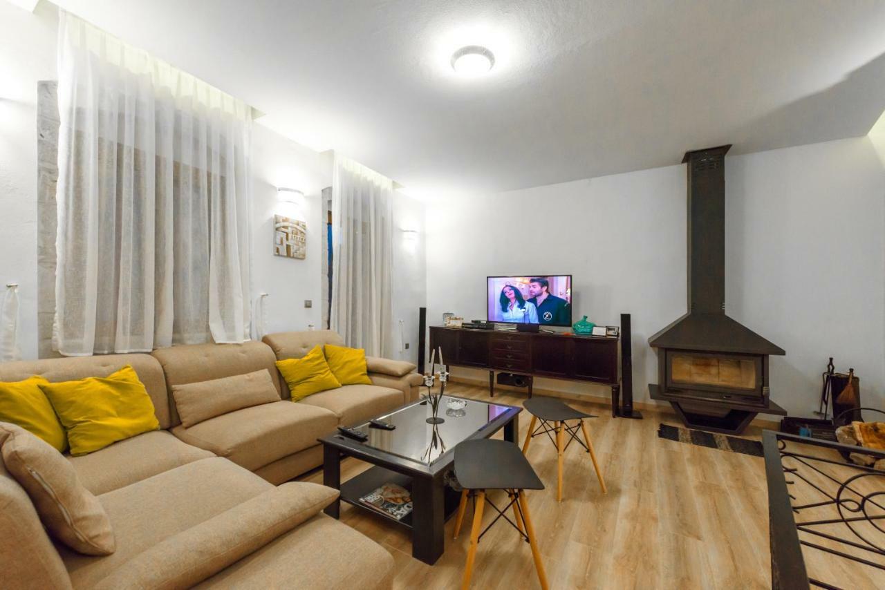 Athina House Spa & Hammam Arkhondiki Bagian luar foto