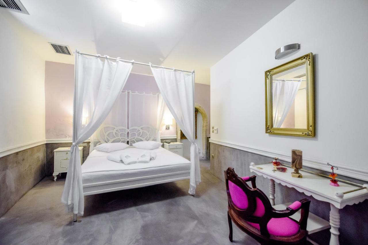 Athina House Spa & Hammam Arkhondiki Bagian luar foto